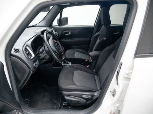 Used 2021 Jeep Renegade Latitude w/ Sun & Sound Group AWD/4WD image 23