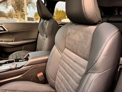 New 2026 Mitsubishi Outlander SE AWD/4WD image 28