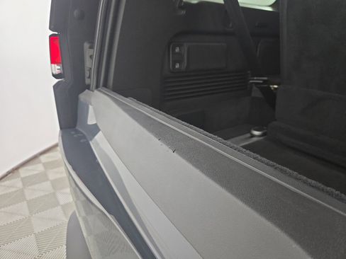 Used 2024 Rivian R1S Adventure AWD/4WD image 35
