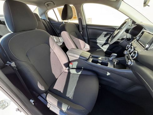 Used 2025 Nissan Sentra S image 37