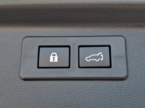 Used 2025 Subaru Forester Wilderness image 29