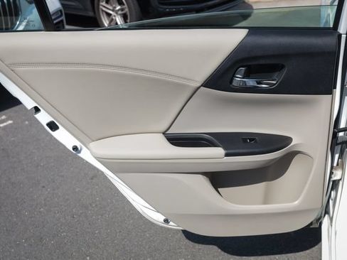 Used 2013 Honda Accord EX-L image 57