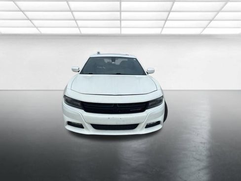 Used 2019 Dodge Charger SXT w/ Leather Interior Group RWD image 2