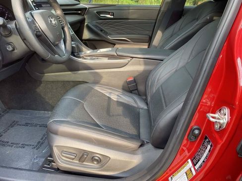 Used 2021 Toyota Avalon Limited w/ Advanced Safety Package FWD image 19