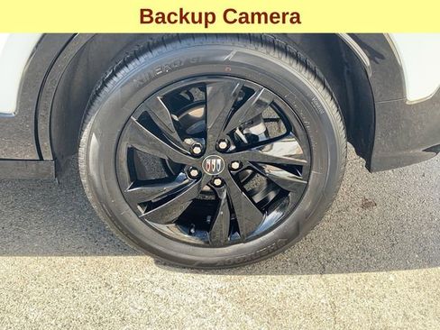 Used 2024 Buick Encore GX Sport Touring image 9