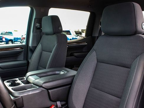 Used 2023 GMC Sierra 1500 Elevation image 31