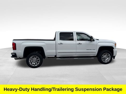 Used 2017 GMC Sierra 2500 Denali image 7