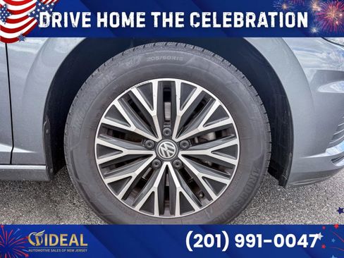 Used 2019 Volkswagen Jetta SE w/ Cold Weather Package FWD image 43