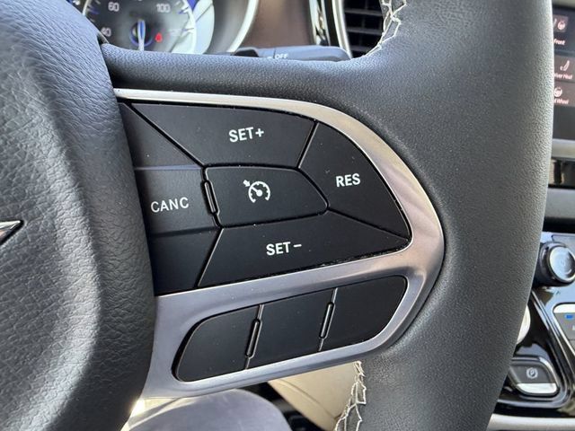 Used 2023 Chrysler Voyager LX FWD image 23