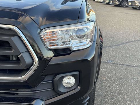 Certified 2022 Toyota Tacoma SR5 image 7