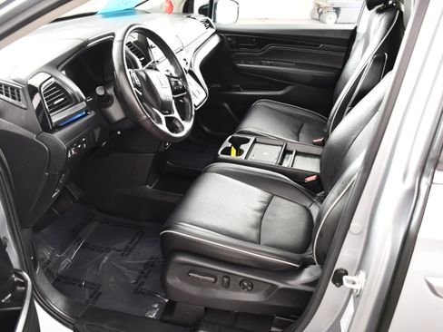 Certified 2025 Honda Odyssey Elite image 2