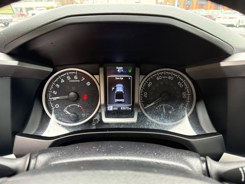 Certified 2021 Toyota Tacoma SR5 image 32