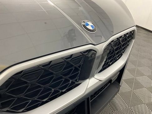 Used 2025 BMW X2 xDrive28i AWD/4WD image 9