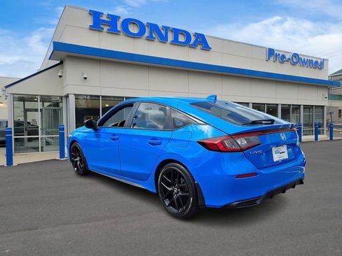 Used 2023 Honda Civic Sport image 6