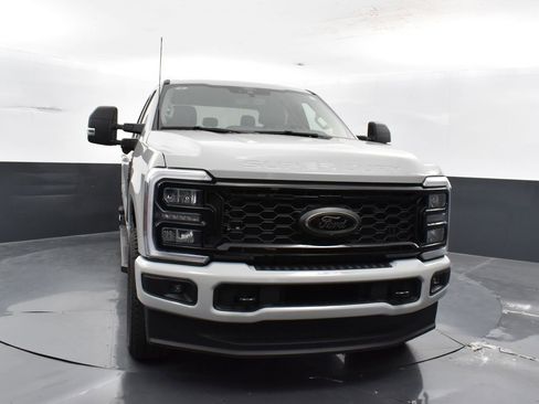 New 2025 Ford F350 XLT w/ Black Appearance Package image 3