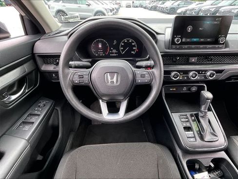 Used 2024 Honda CR-V LX image 16