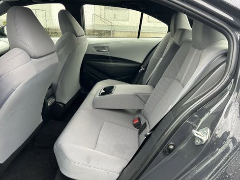 Certified 2024 Toyota Corolla SE w/ SE Package image 12