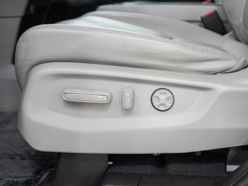 Used 2019 Honda Odyssey EX-L image 32