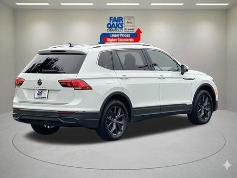 Used 2024 Volkswagen Tiguan SE FWD image 5