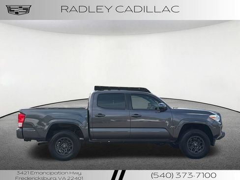 Used 2016 Toyota Tacoma SR w/ Towing Package AWD/4WD image 20