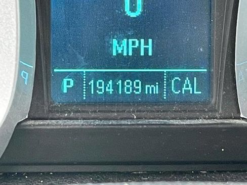 Used 2015 Chevrolet Equinox LT w/ Driver Convenience Package image 39