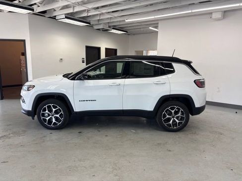 New 2026 Jeep Compass Limited AWD/4WD image 4