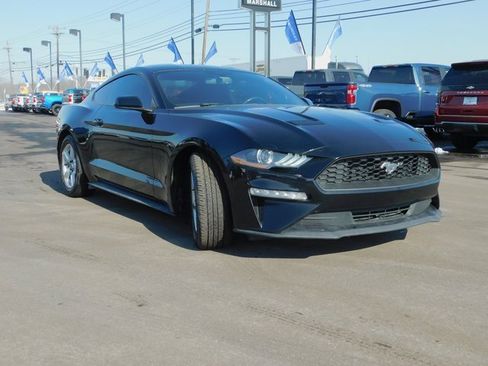 Used 2019 Ford Mustang Coupe image 4