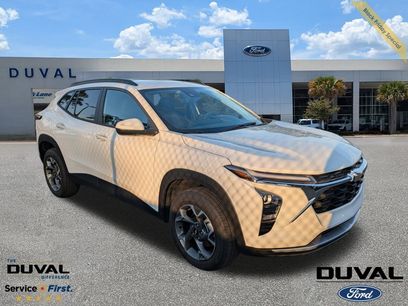 Used 2025 Chevrolet Trax LT w/ Driver Confidence Package