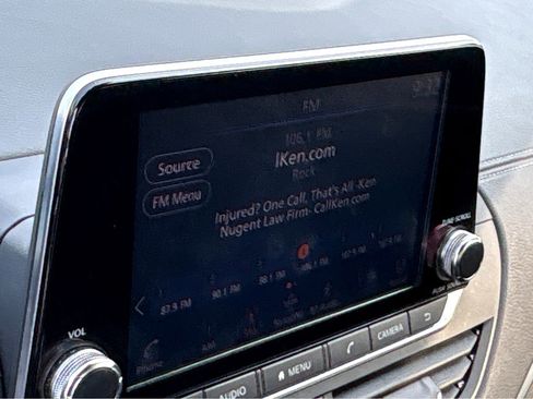 Used 2019 Nissan Altima 2.5 SV image 8