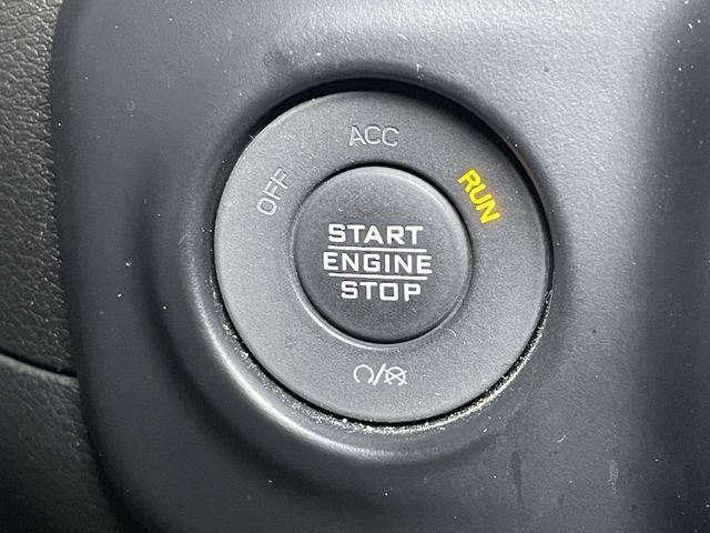 Used 2022 Jeep Wrangler Unlimited Sport AWD/4WD image 40