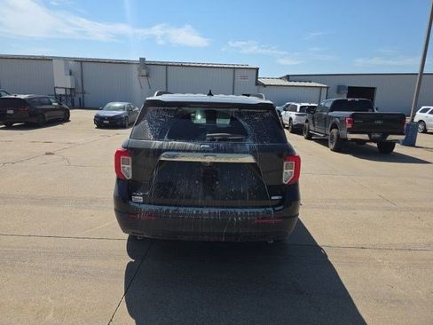 Used 2020 Ford Explorer XLT w/ Comfort Package AWD/4WD image 7