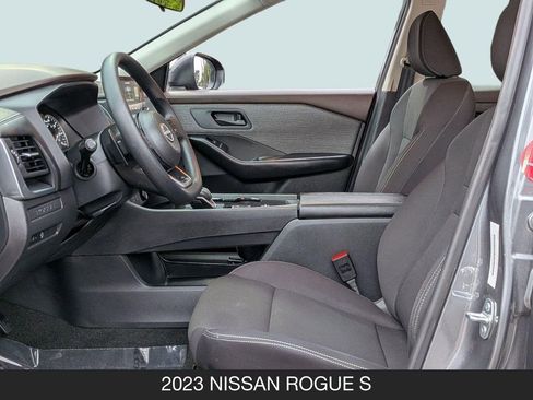 Used 2023 Nissan Rogue S FWD image 14