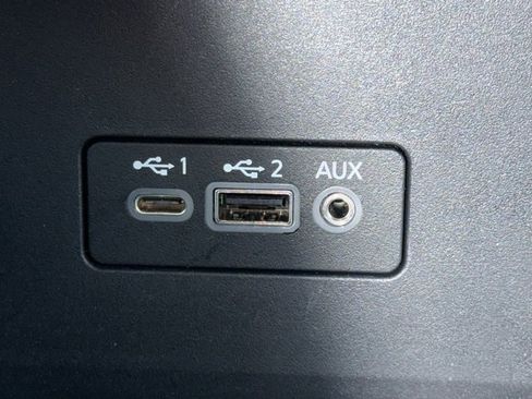 Certified 2023 Nissan Sentra SR image 32