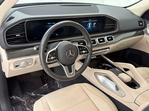 Used 2020 Mercedes-Benz GLE 350 4MATIC image 4