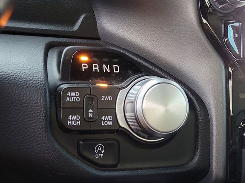 Used 2022 RAM 1500 Laramie image 25