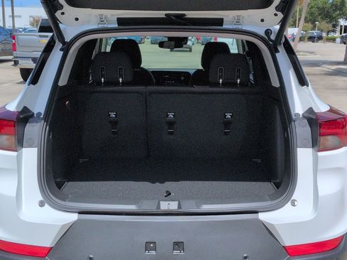 New 2026 Chevrolet TrailBlazer LT w/ Convenience Package FWD image 23