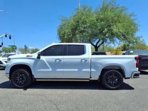 Used 2022 Chevrolet Silverado 1500 LTZ w/ Technology Package AWD/4WD image 10