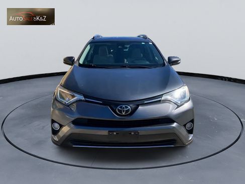 Used 2017 Toyota RAV4 XLE FWD image 3