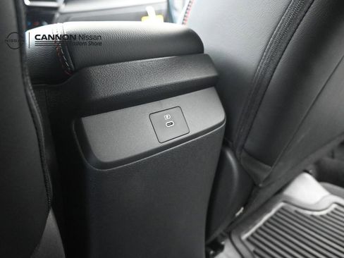 New 2026 Nissan Sentra SR FWD image 17