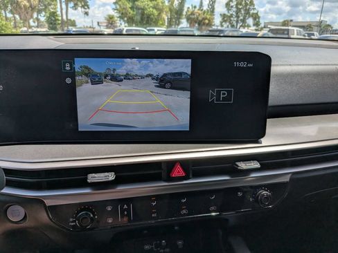 Certified 2024 Kia Sorento LX FWD image 23