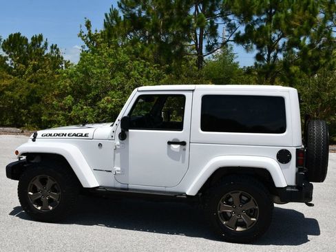 Used 2018 Jeep Wrangler Sport AWD/4WD image 4