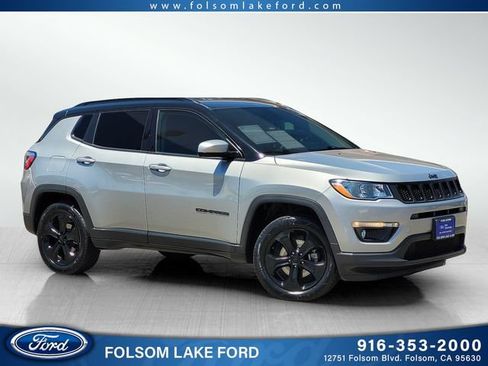 Used 2021 Jeep Compass Latitude AWD/4WD image 1