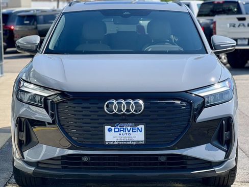 Used 2024 Audi Q4 e-tron Premium w/ Convenience Package AWD/4WD image 39