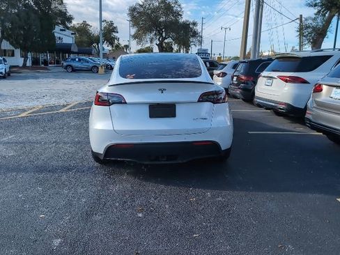 Used 2022 Tesla Model Y Performance image 6