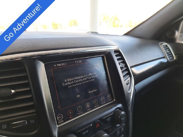 Used 2018 Jeep Grand Cherokee Altitude AWD/4WD image 10