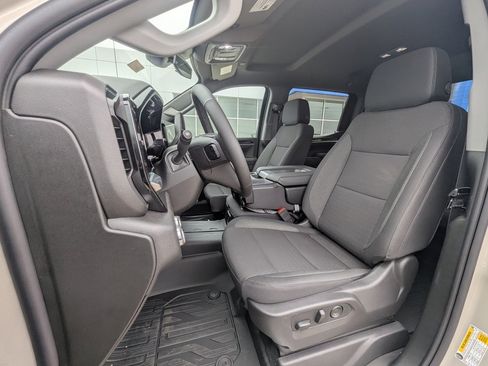 New 2026 GMC Sierra 1500 SLE w/ X31 Off-Road Package image 15