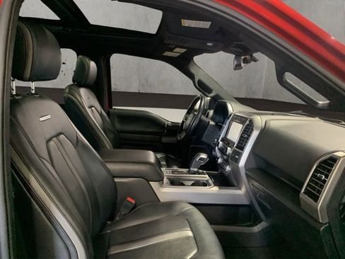 Used 2019 Ford F150 Platinum w/ Equipment Group 701A Luxury AWD/4WD image 21