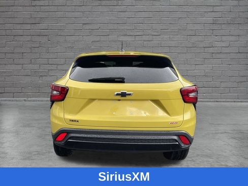 Used 2024 Chevrolet Trax RS w/ Driver Confidence Package FWD image 8