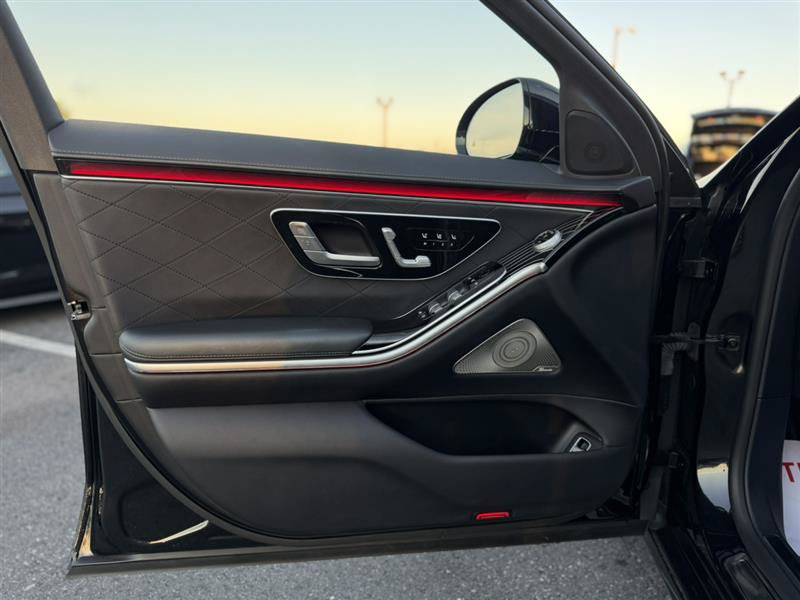 Used 2021 Mercedes-Benz S 580 4MATIC Sedan image 16