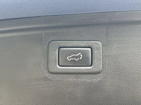 Used 2018 Subaru Outback 2.5i Limited AWD/4WD image 41